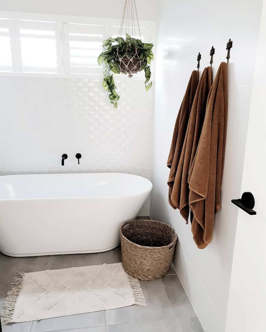 Boho-Coastal-Bathroom-Ideas-our_build_bourne_boulavard