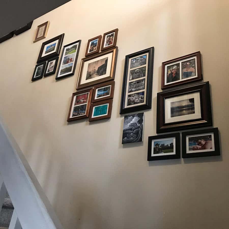 Frame-Wall-Collage-Ideas-lesley.racicot