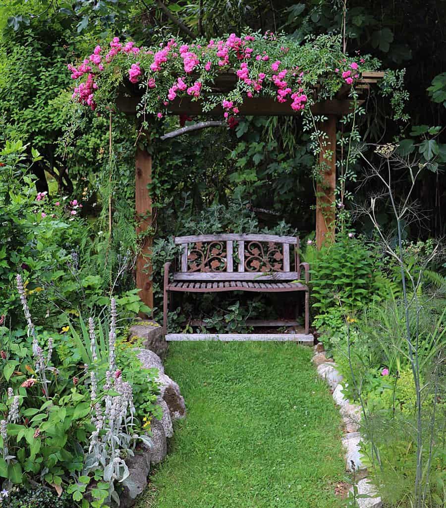 Garden-Arbor-Ideas-fiachras.glebe_