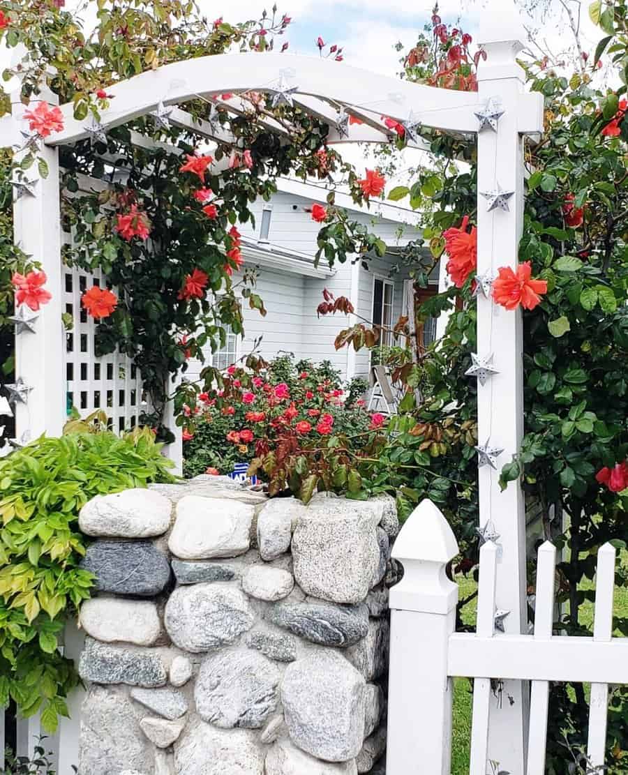 Garden-Arbor-Ideas-lisas_garden_therapy