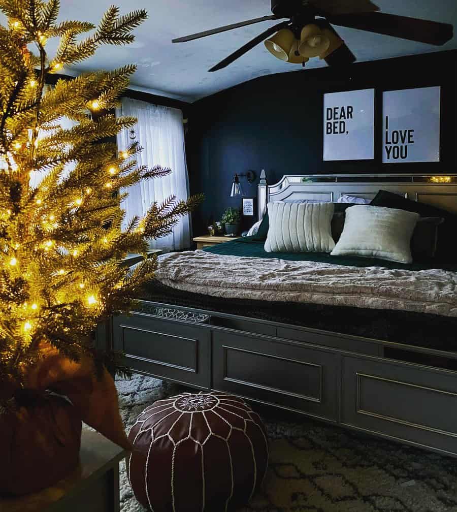 Master-Black-Bedroom-Ideas-cateomalley-1