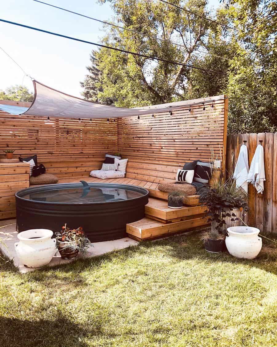 Pool-Backyard-Ideas-on-a-Budget-carly_priestley