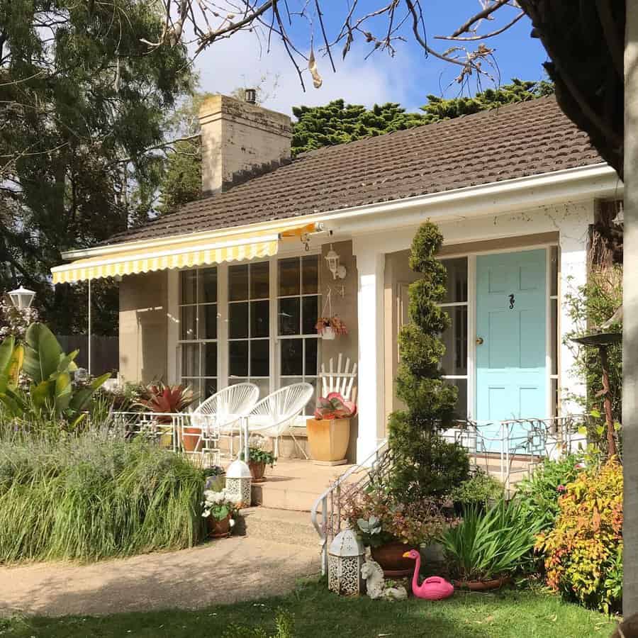 Raised-Front-Patio-Ideas-mywisteriagarden