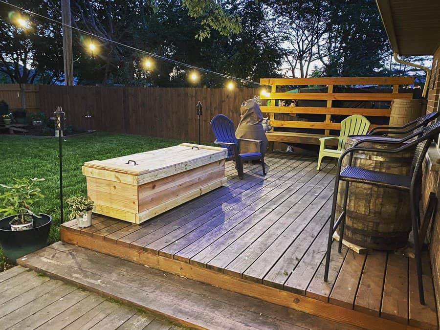 Rustic-Deck-Bench-Ideas-lauralovesbooksandcats