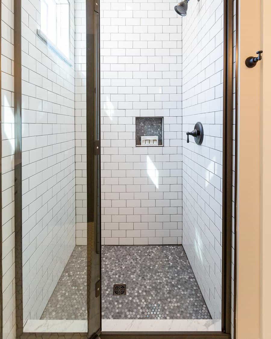 Shower-Tile-Design-Ideas-dekodesignandconstruction