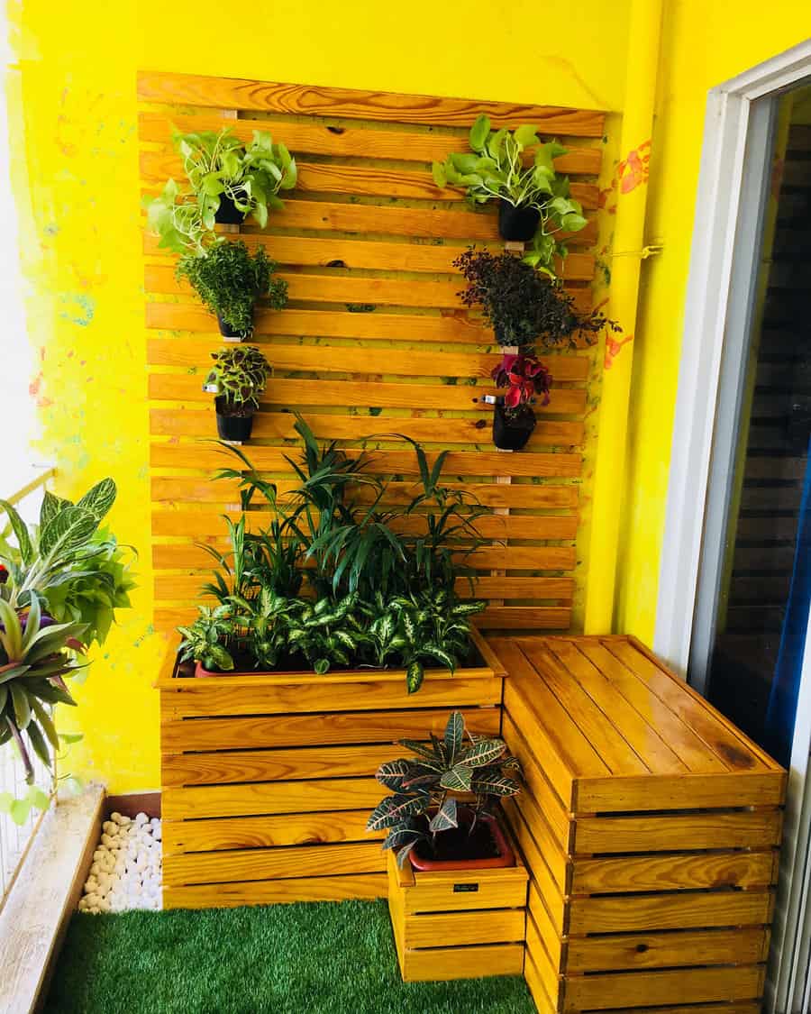 Small-Apartment-Balcony-Ideas-muddypotsonline