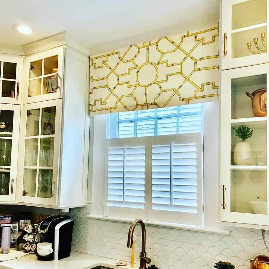 Pelmet-Kitchen-Valance-Ideas-sewphiescustomfabrications