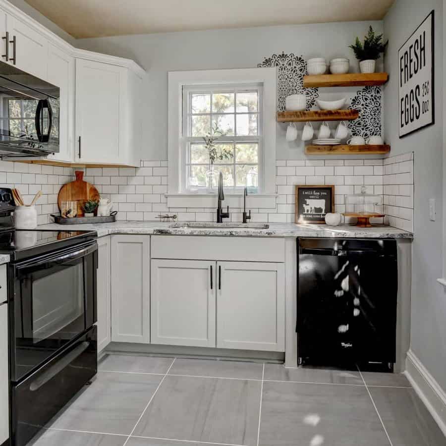 Remodel-Small-Kitchen-Ideas-on-a-Budget-stageright_porchlight