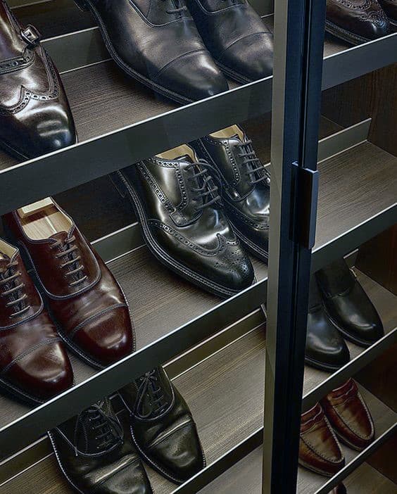 organized-closet-mens-dress-shoe-rack