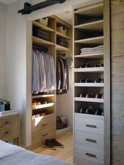 rustic-mens-sliding-barn-door-walk-in-closet