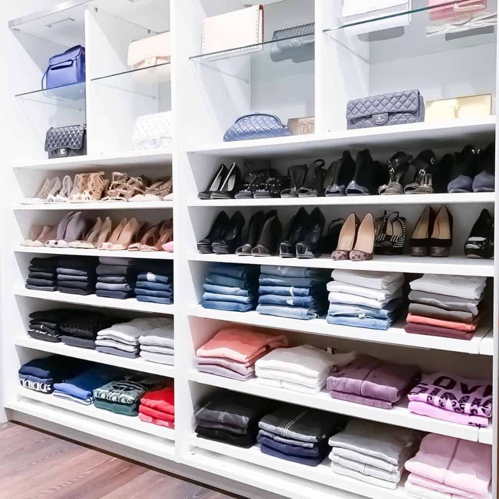 closet-shelf-organization-organization-ideas-theprojectneat-4909668