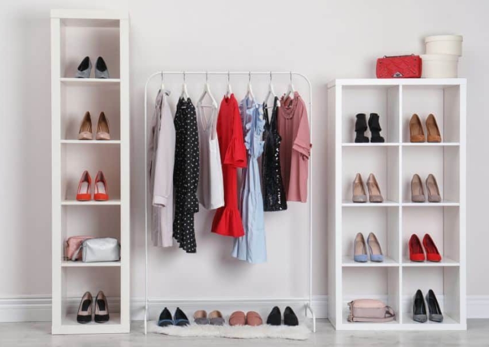 clothes-rack-organization-ideas-1-6022465