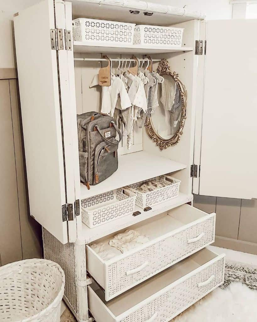 kids-closet-organization-ideas-maysteadhome-7815662