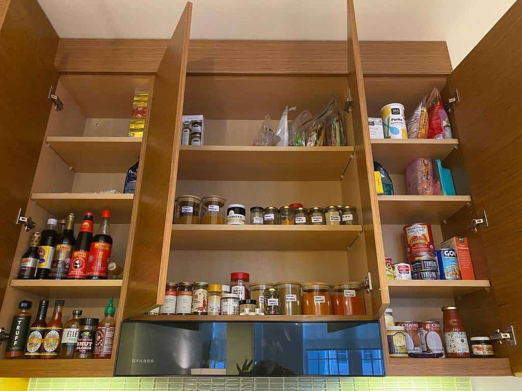 cabinet-spice-rack-ideas-andnomadicfoodie-2381005