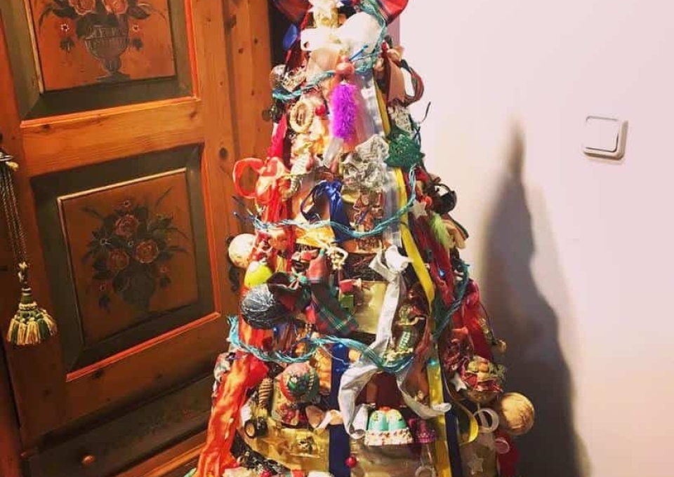 creative-christmas-tree-ideas-mariathony-5168343