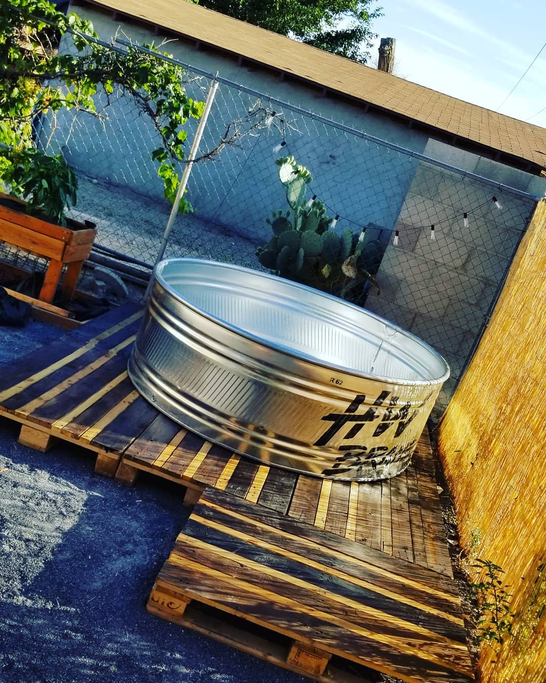 deck-stock-tank-pool-ideas-harley_the_bostonterrible