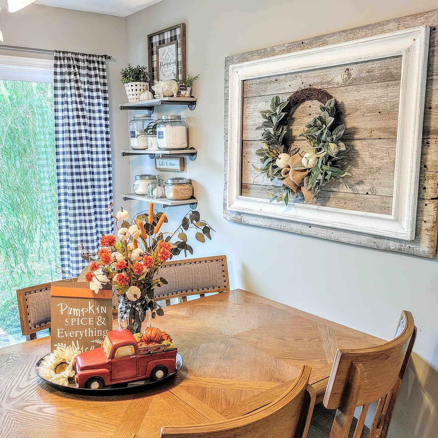 dining-area-fall-decorating-ideas-mylittleyellowhouse5