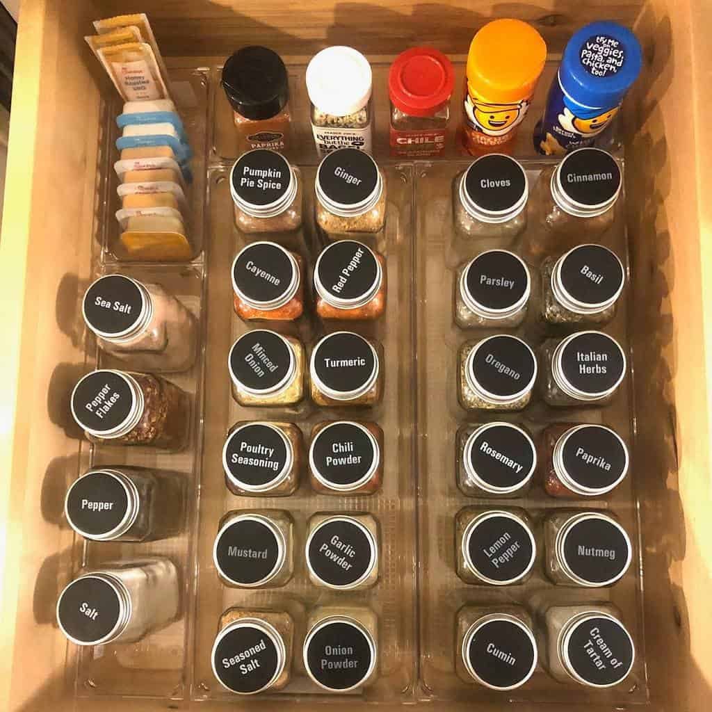 drawer-spice-rack-ideas-theorganizedmethod-1893639