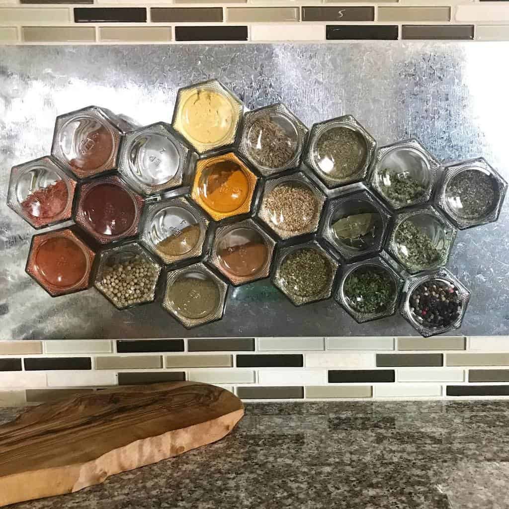 magnetic-spice-rack-ideas-susanfink-1576473