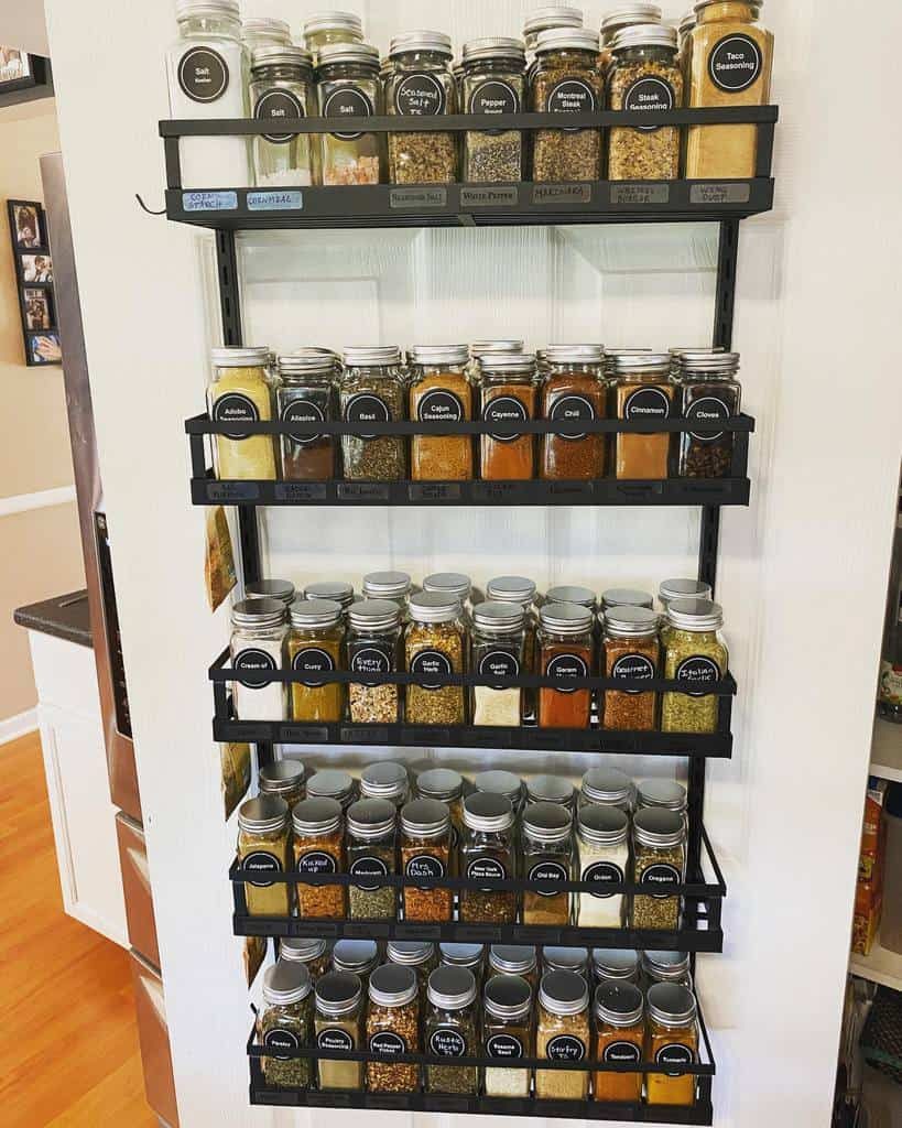 metal-spice-rack-ideas-diningwiththedolans-4708855