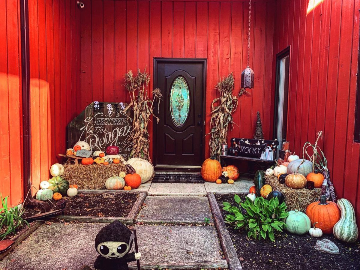 outside-fall-decorating-ideas-plant-craft-dunn