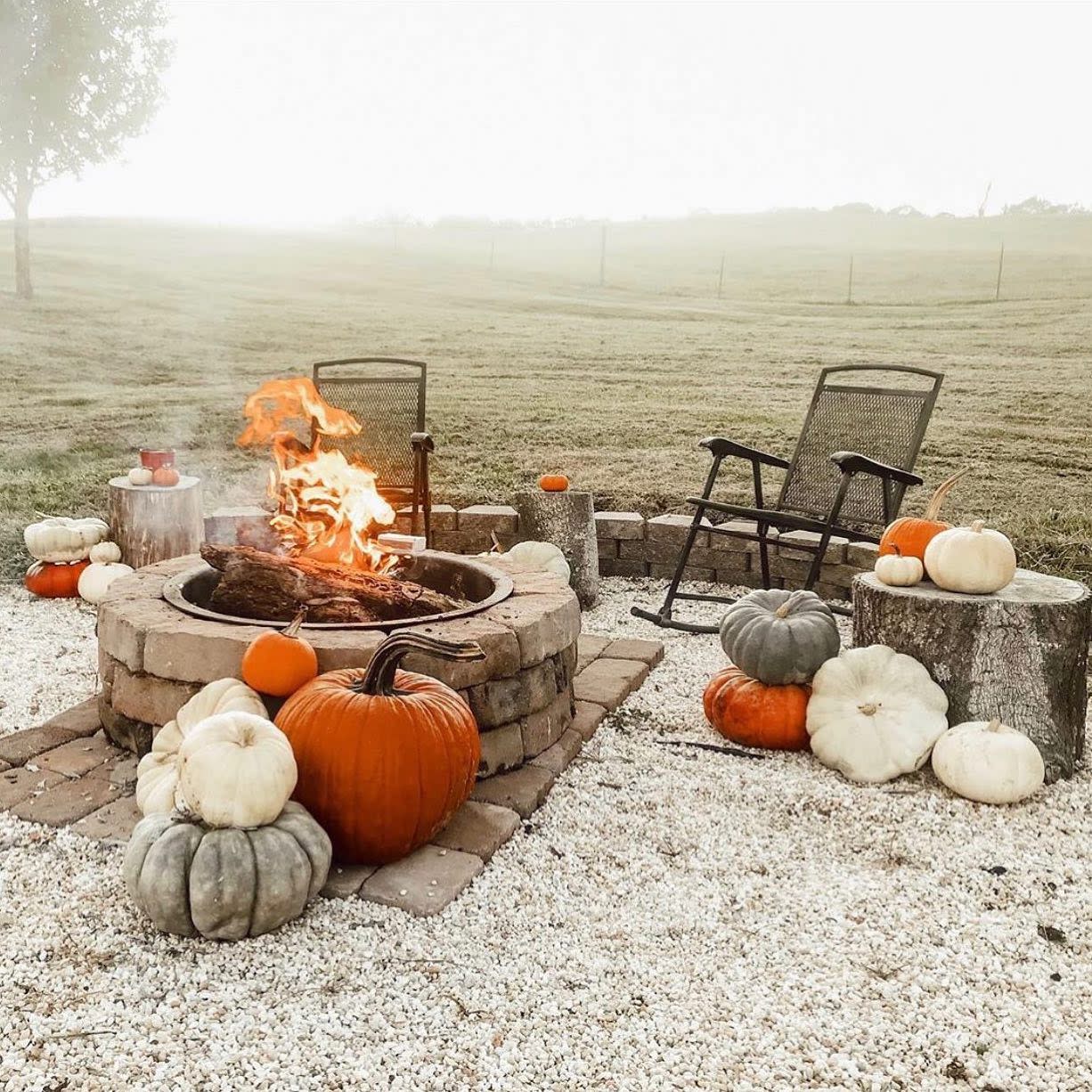 outside-fall-decorating-ideas-thefinleyfarmhouse