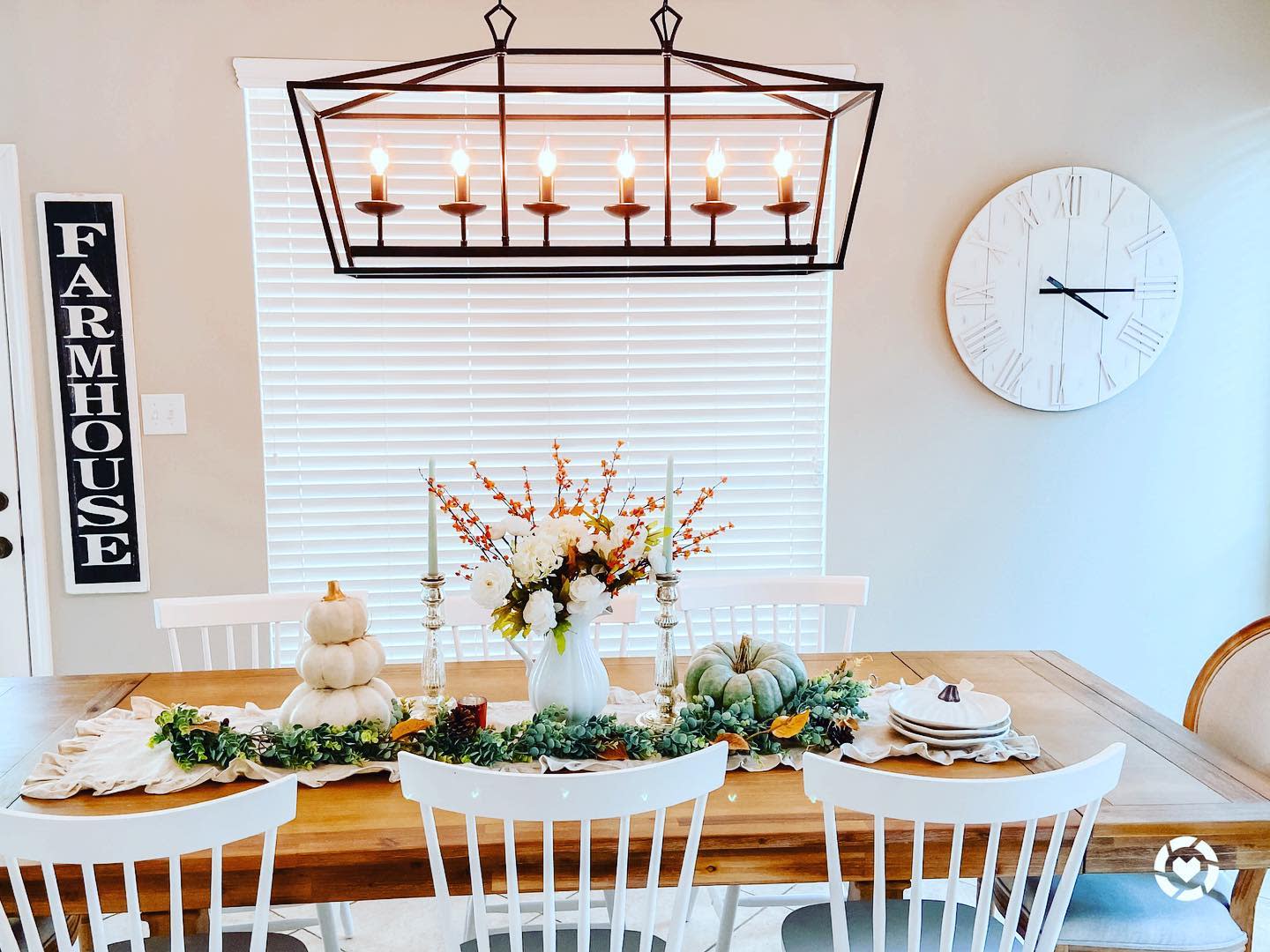 table-fall-decorating-ideas-thepinkpeonychateau