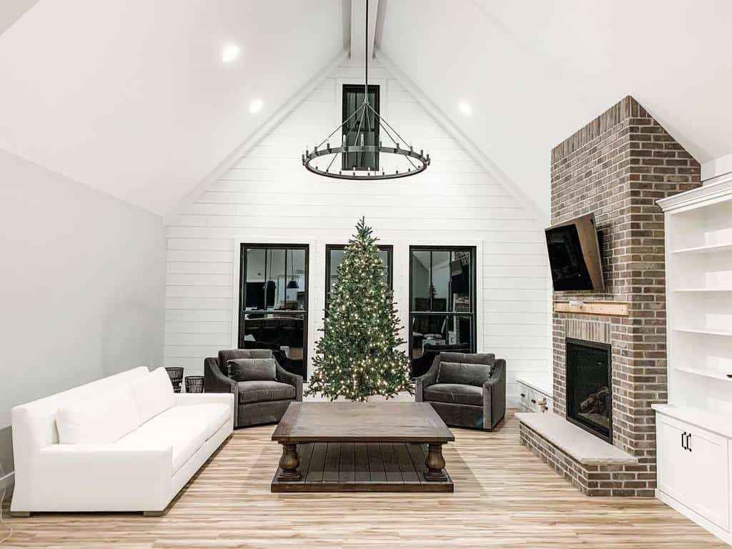 unique-christmas-tree-ideas-pleasant_hill_design-3009424