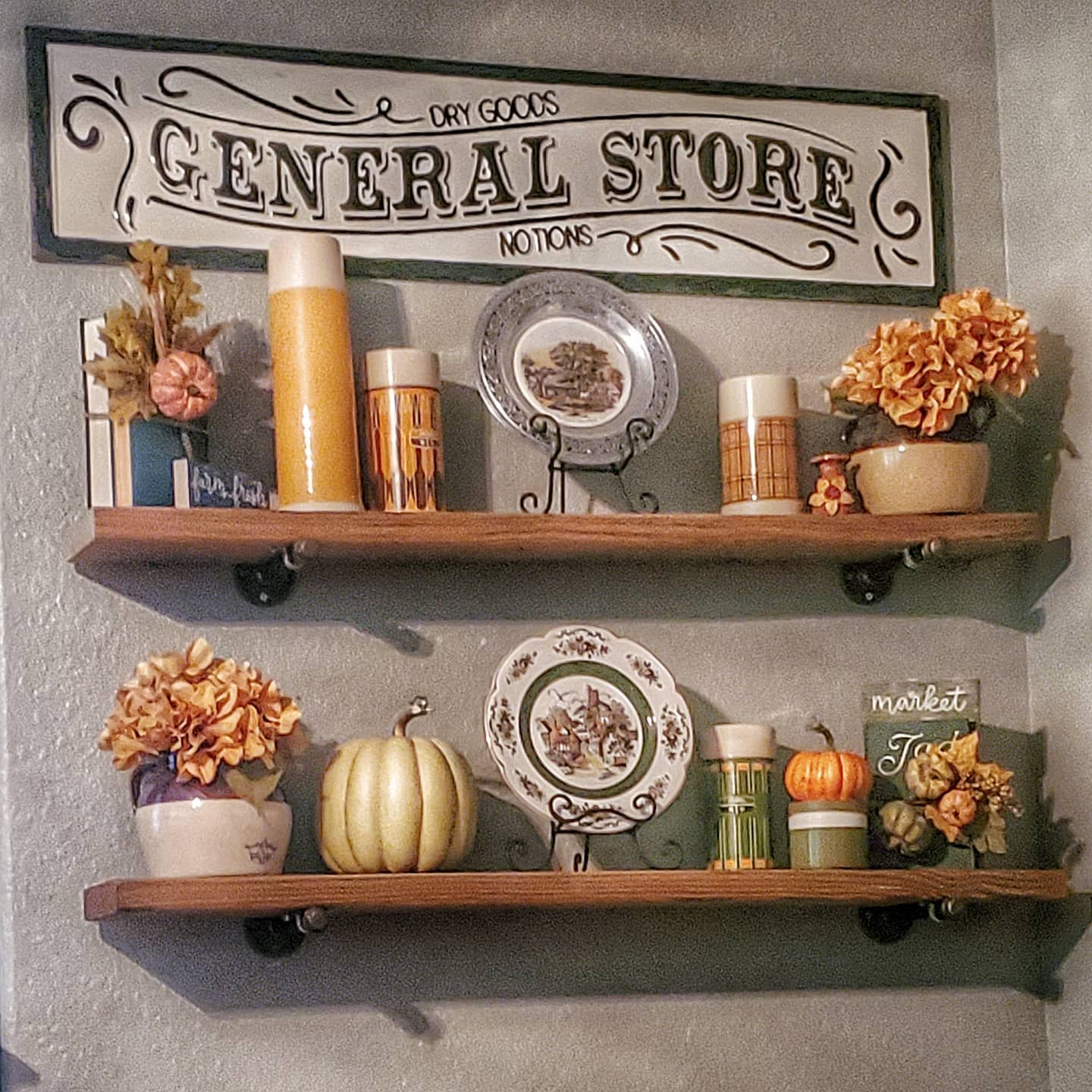 vintage-fall-decorating-ideas-thathomeonhollyhills