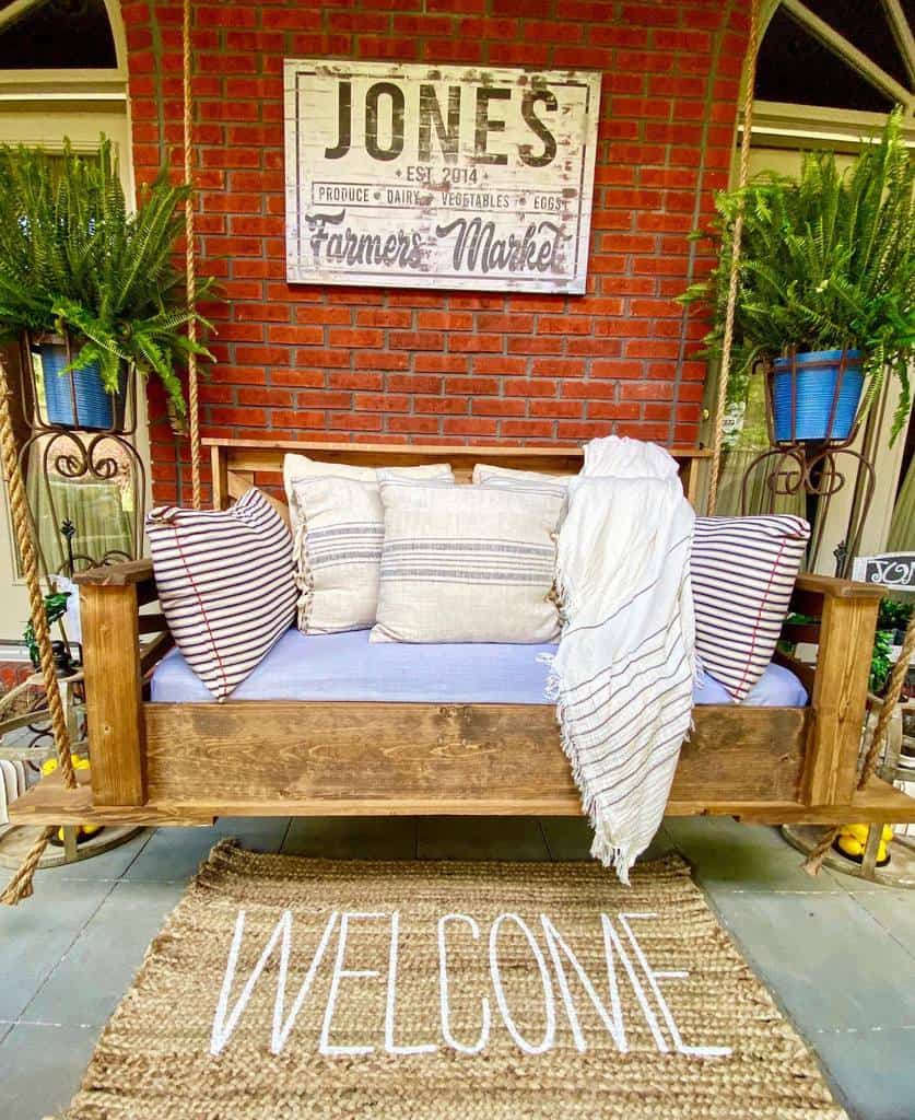 Swing Front Porch Decorating Ideas Tnbedswings