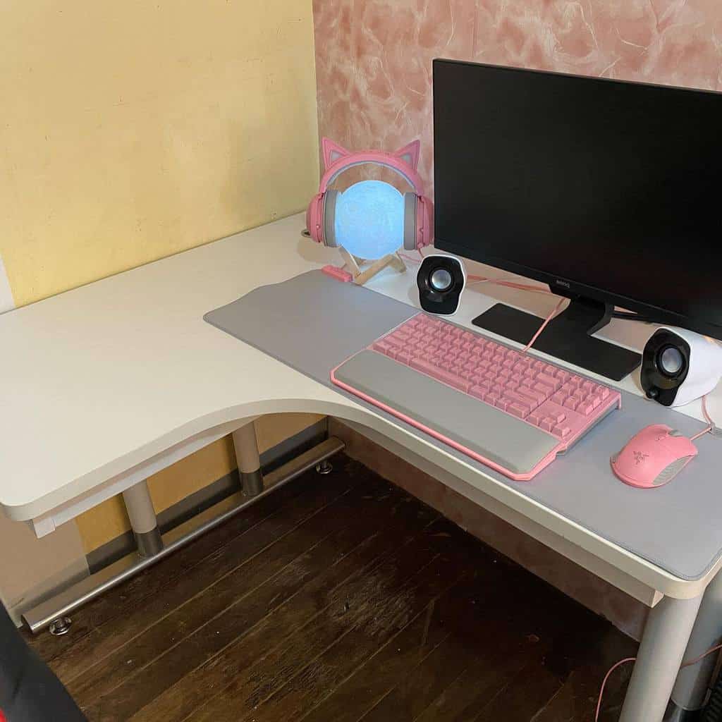 Minimalist Gaming Desk Ideas Itsmejuliebabes