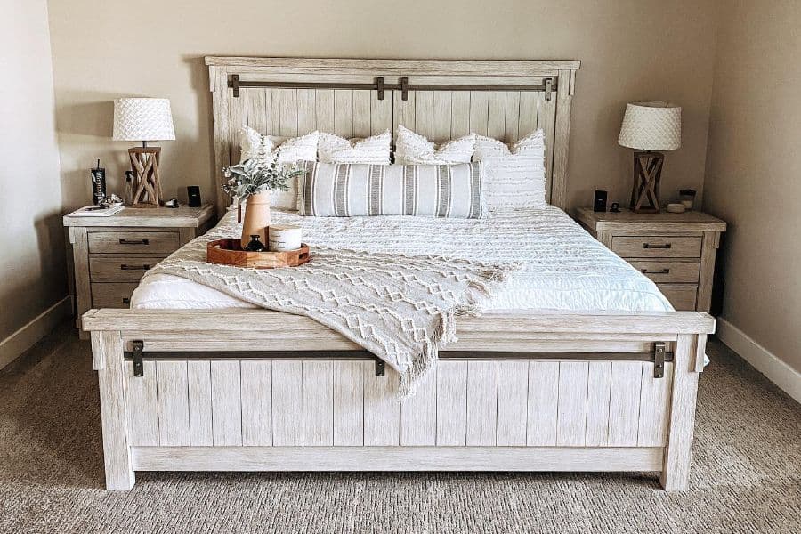 Country Bedroom Ideas