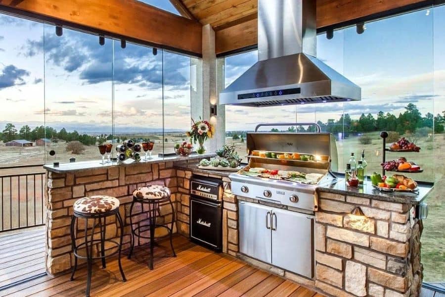 Outdoor Kitchen Ideas