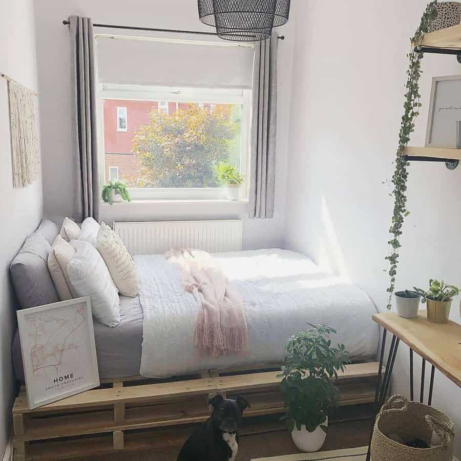 Bed Pallet Ideas Coletteslittlehome