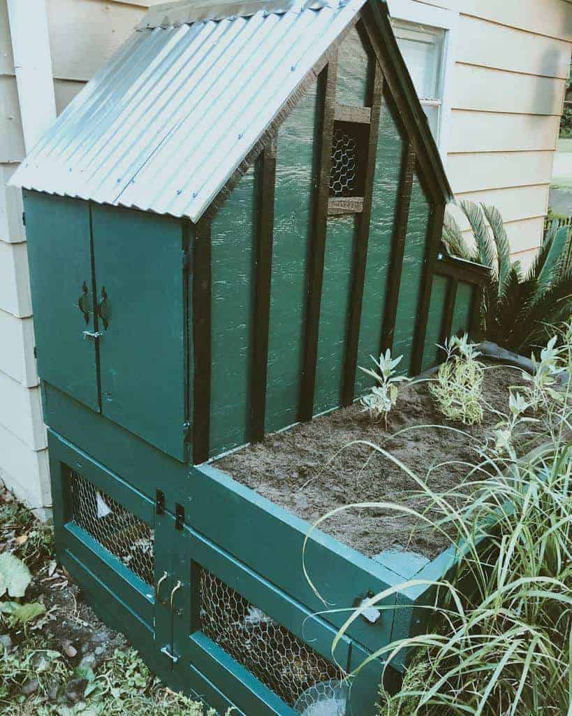 Diy Chicken Coop Ideas Littlecheoplebigworld