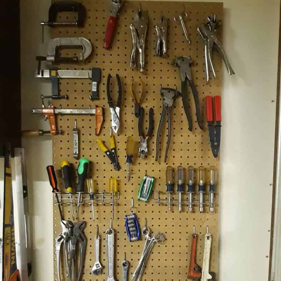 Pegboard Work Bench Ideas Papa Mb