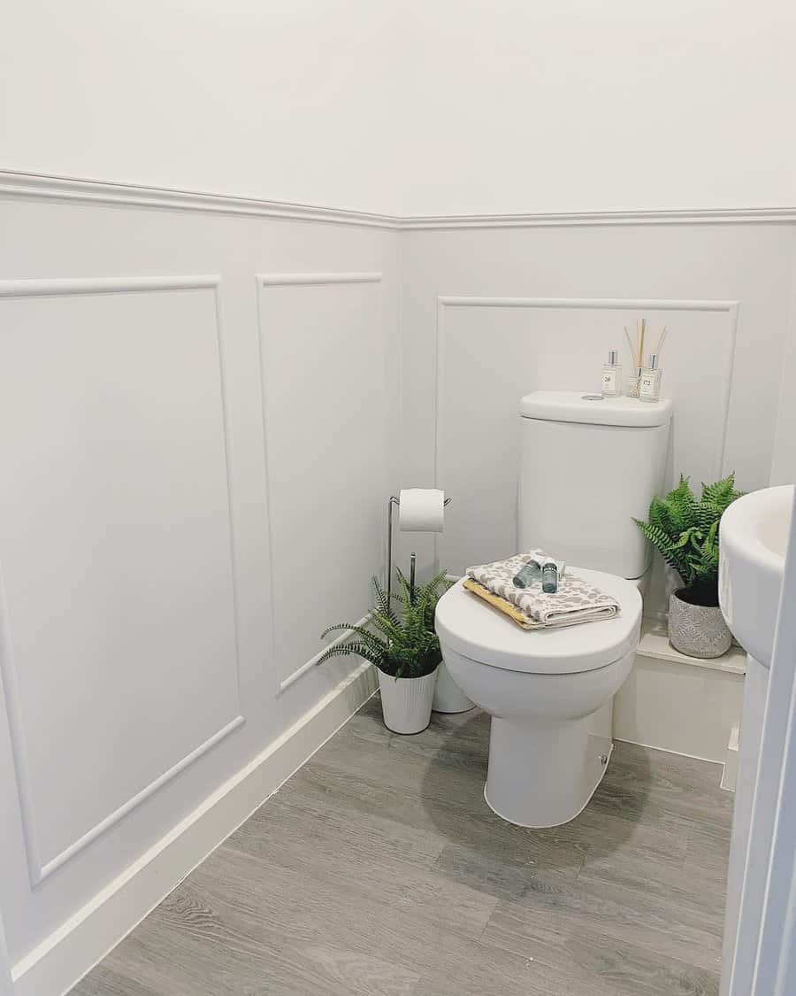 Bathroom Wall Trim Ideas Inside No