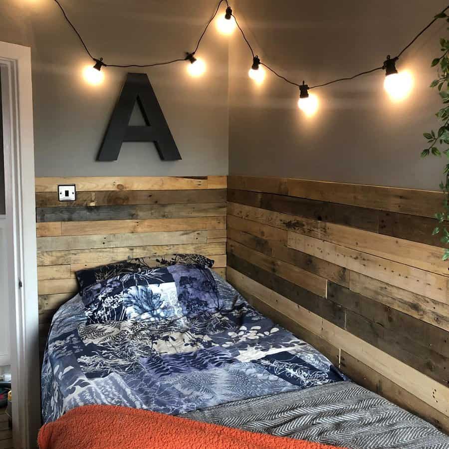 Bedroom Pallet Wall Ideas Life Behind Glebehousevintage