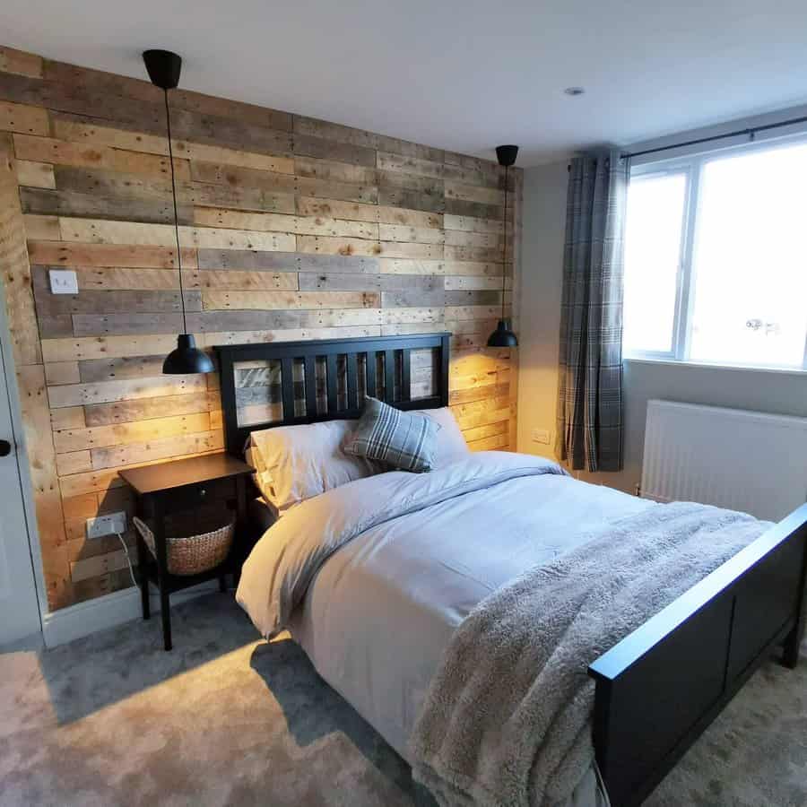 Bedroom Pallet Wall Ideas Thehawkes Victorianrenovation