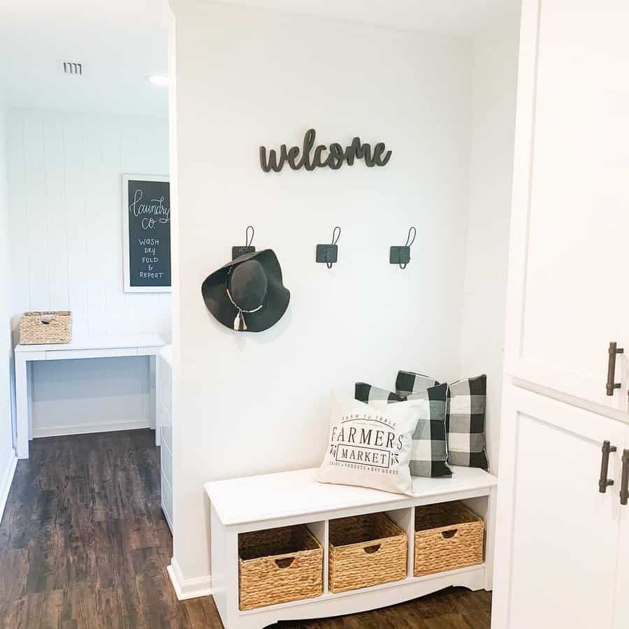 Bench Mudroom Storage Ideas Thislifewithu