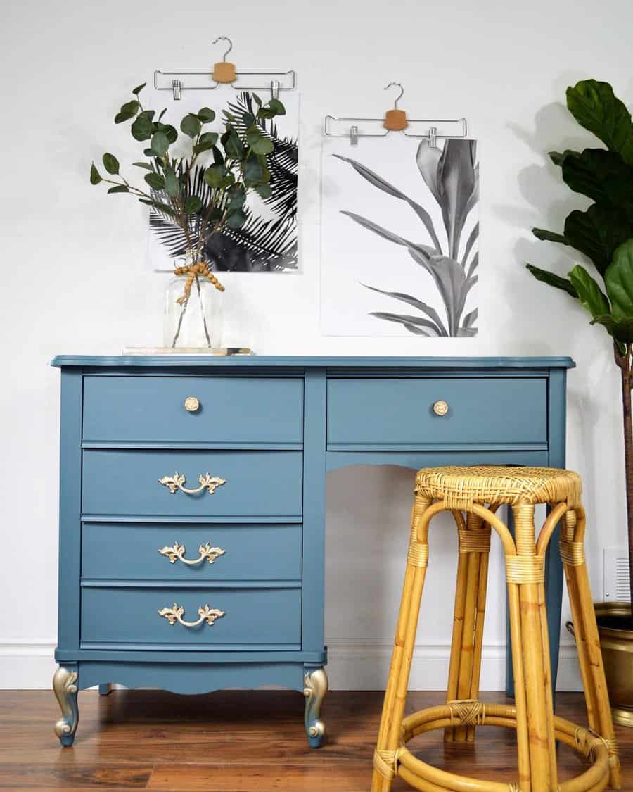 Blue Painted Furniture Ideas Furnitureflipbysarah