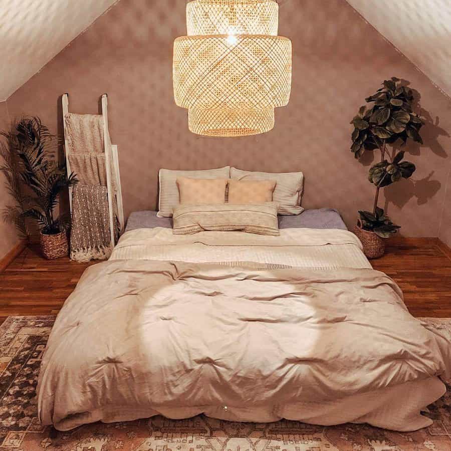 Boho Attic Bedroom Ideas Mariaellenkeough