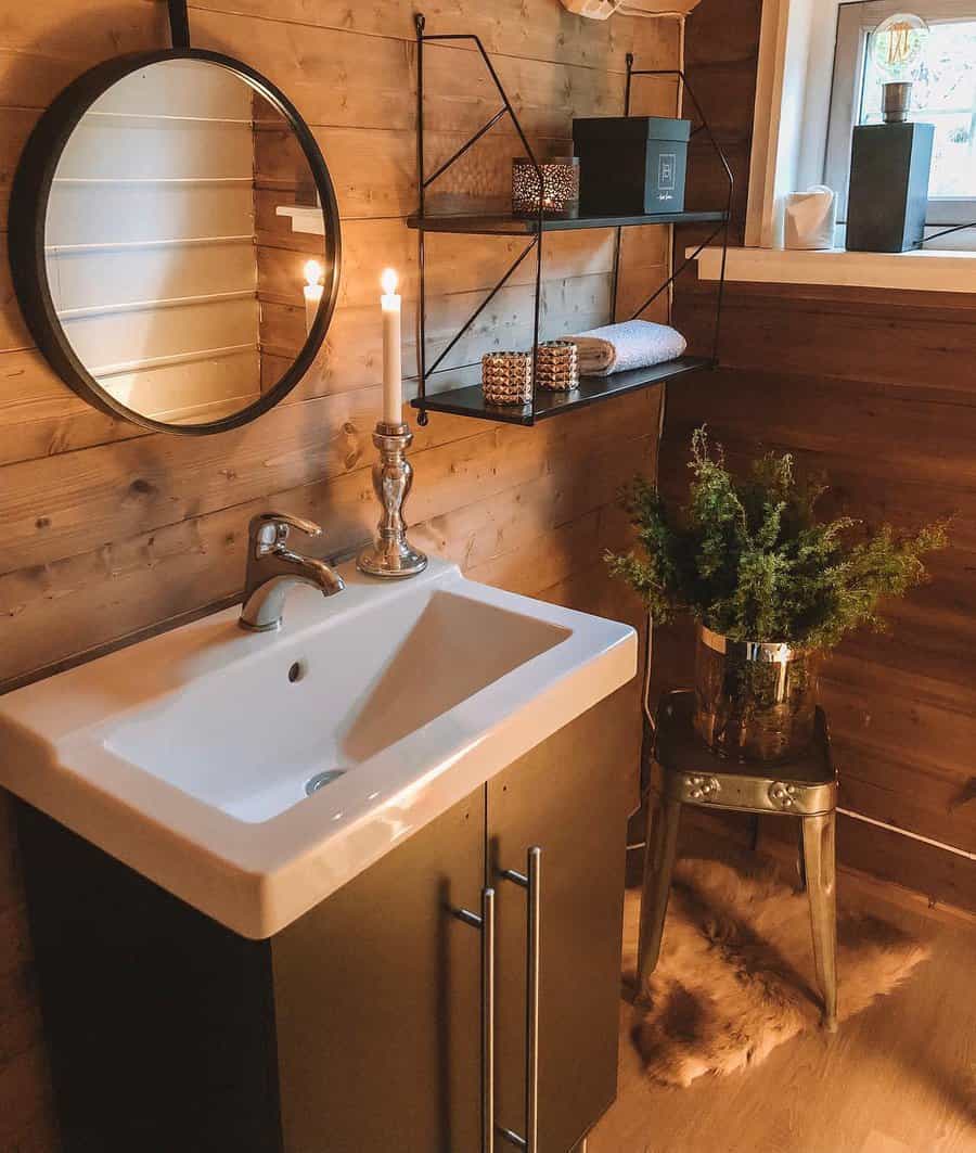 Cabin Rustic Bathroom Enys