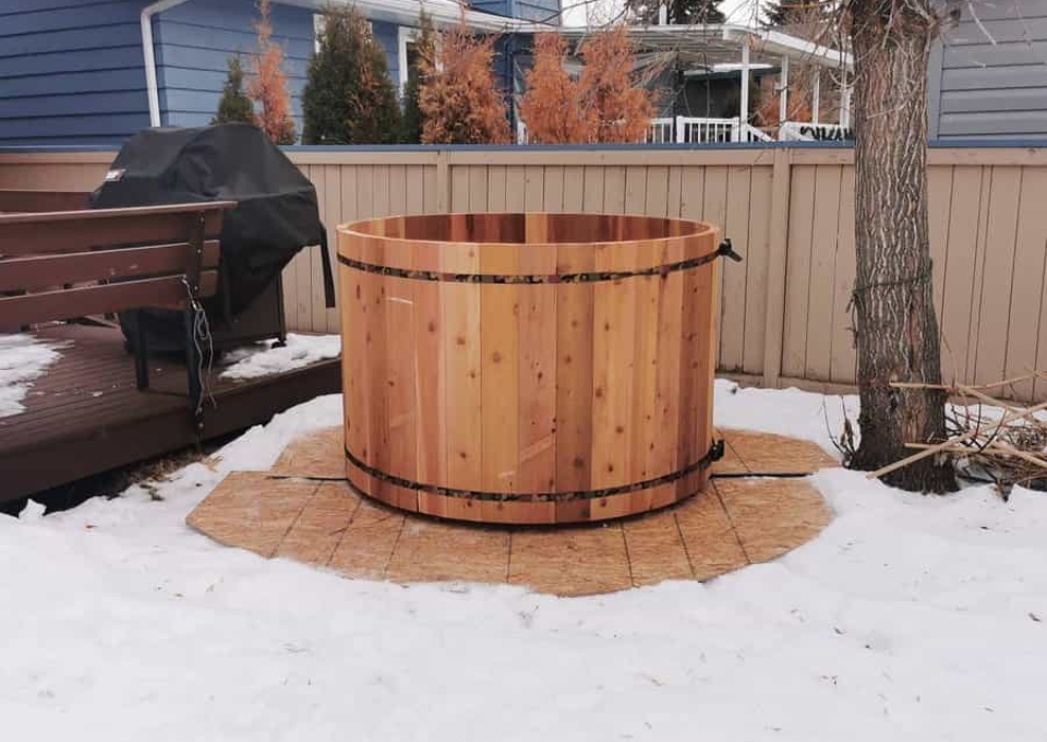 Cedar Hot Tub Deck Ideas Frosthammer Todd