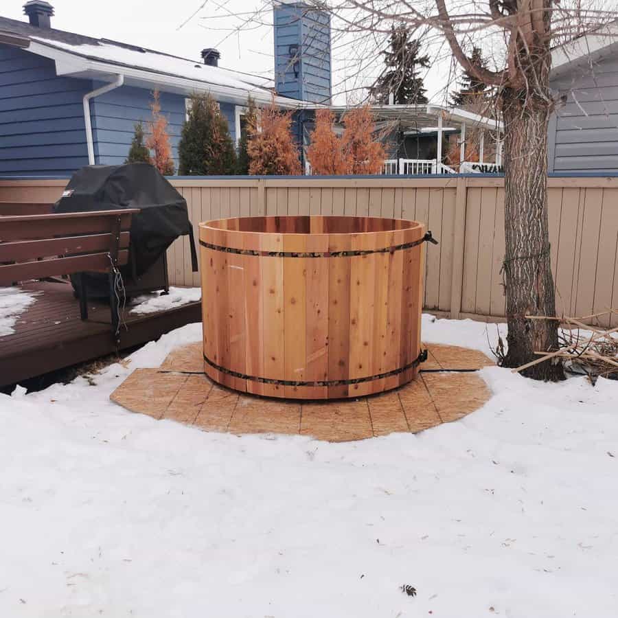 Cedar Hot Tub Deck Ideas Frosthammer Todd