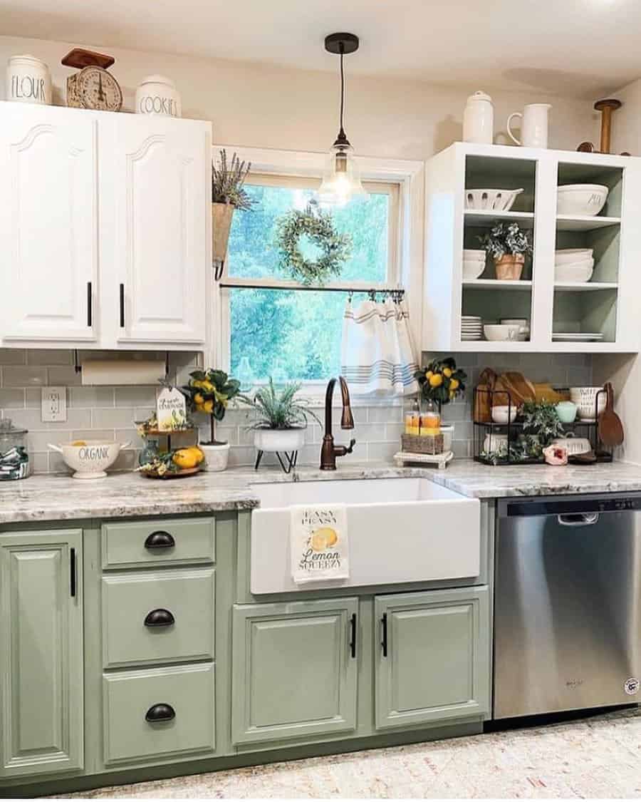 Chic Farmhouse Kitchen Ideas Thegrayhousedesignco