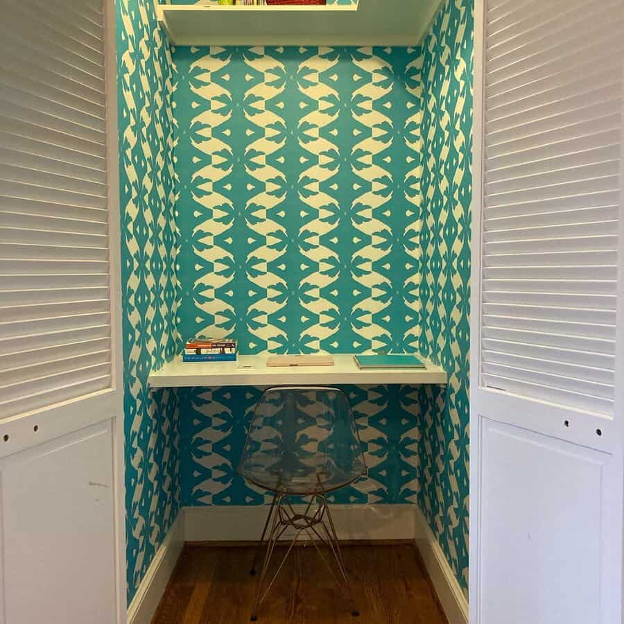 Closet Or Corner Home Office Ideas Emilybrownsmom