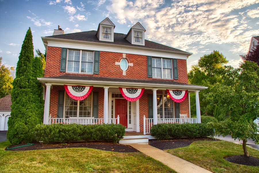 Colonial House Front Porches