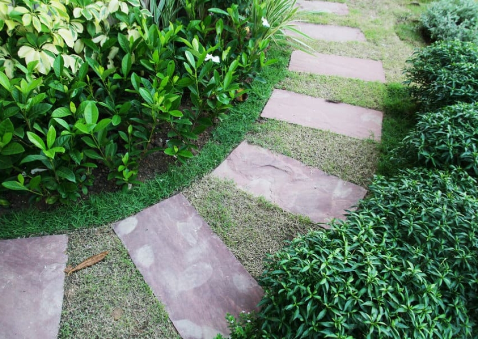 Concrete Garden Path Ideas