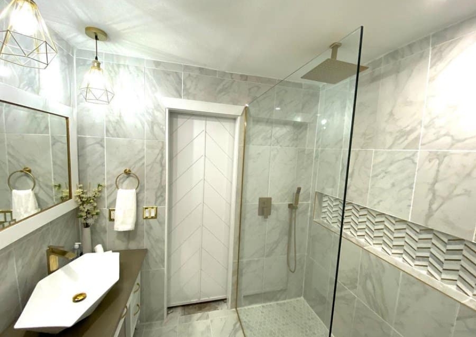 Contemporary Walk In Shower Ideas Hogan Matson